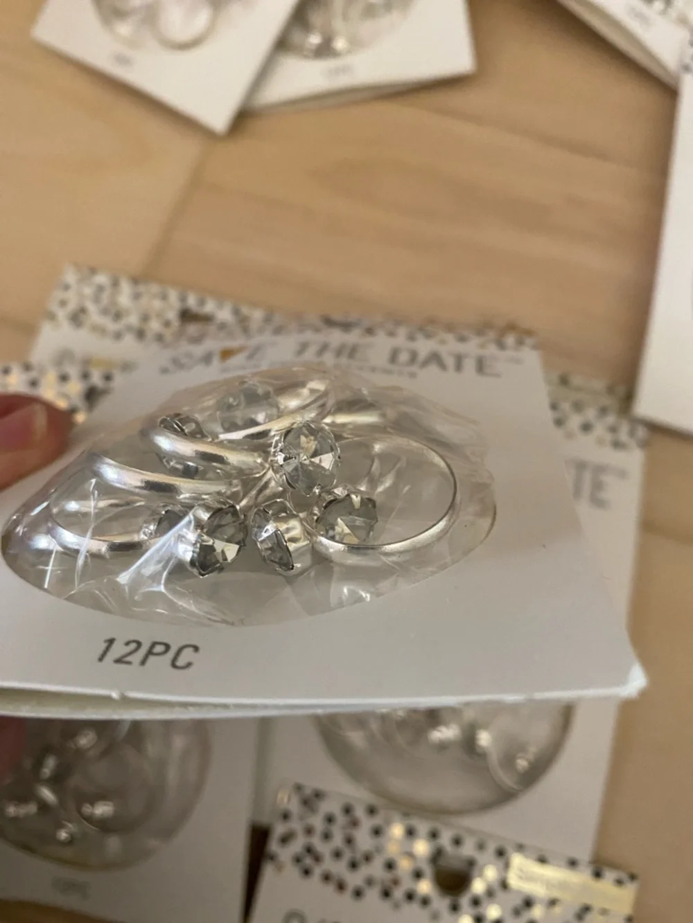 💍 ‘Rhinestone’ solitaire Ring Favor Accents - 96 count (more available)
